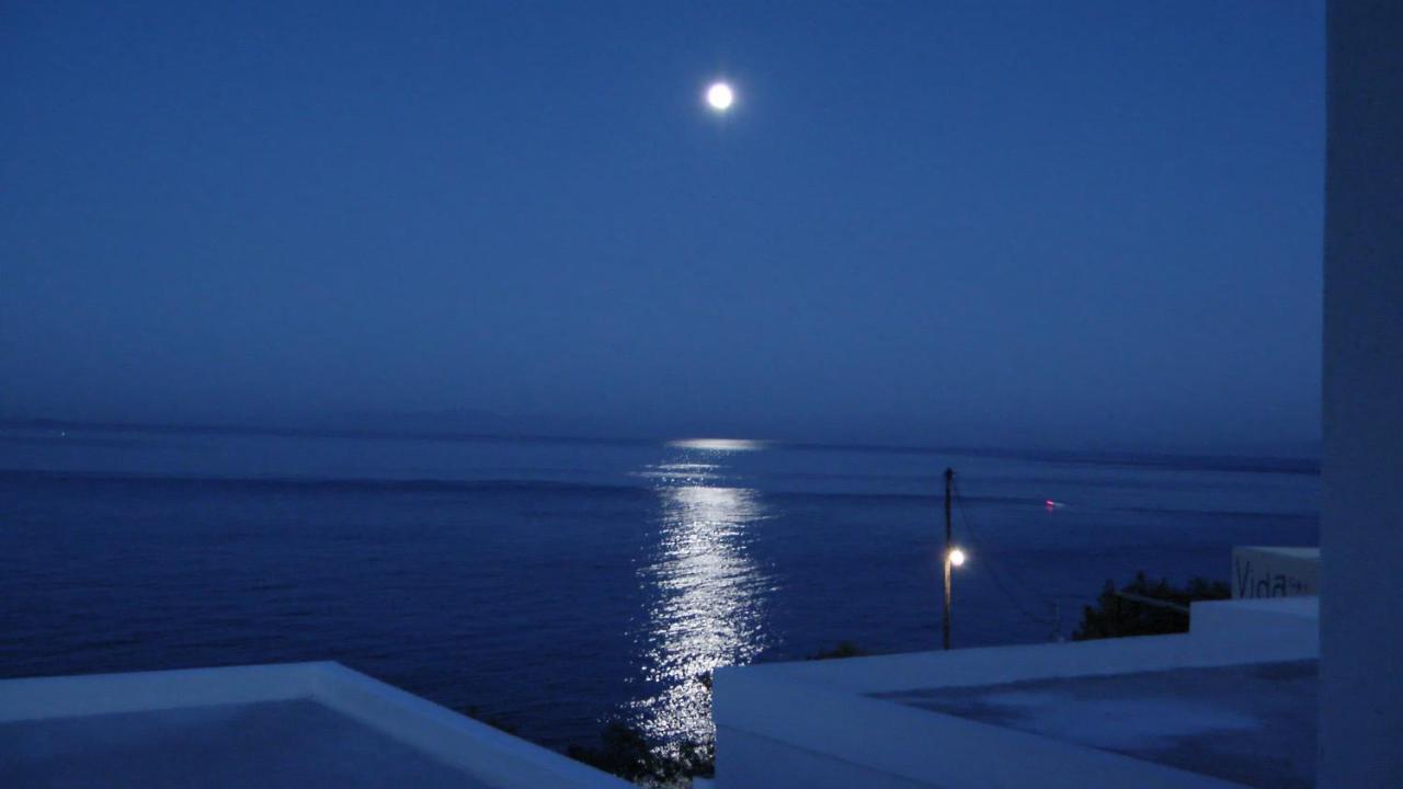 Endless Blue From Syros - Fabrika Resort House 1 Vári Kültér fotó