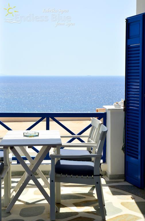 Endless Blue From Syros - Fabrika Resort House 1 Vári Kültér fotó